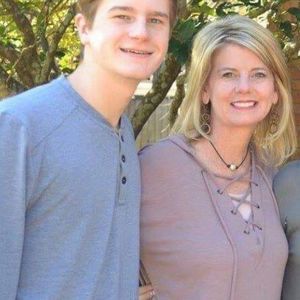 Meet your Posher, Mitchell